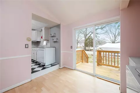 85 Bend St, Warwick, RI 02889 photo 7