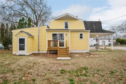 85 Bend St, Warwick, RI 02889 photo 32