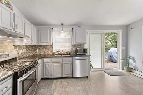Kitchen - 90 Webb Ave, Warwick, RI 02889 photo 3 of 3