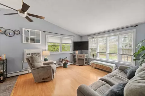 Living - 90 Webb Ave, Warwick, RI 02889 photo 1 of 2