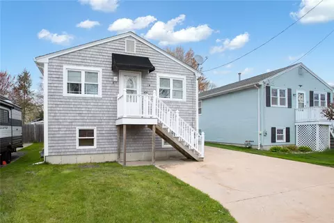 108 Branch Ave, Cumberland, RI 02864