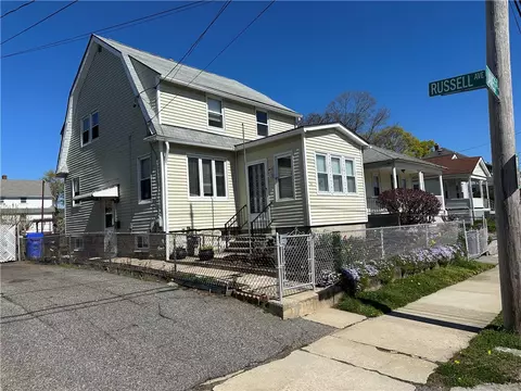 74 James St, East Providence, RI 02914