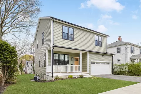 55 Ardmore Ave, Providence, RI 02908