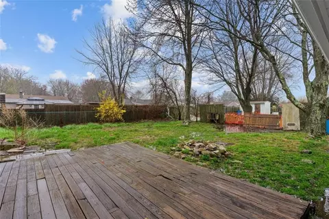 Exterior - 16 Scott Ln, Bristol, RI 02809 photo 2 of 2