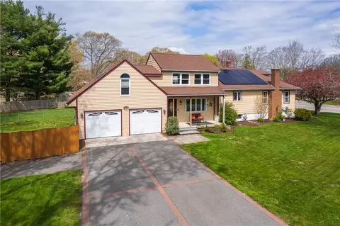 480 Church Ave, Warwick, RI 02889