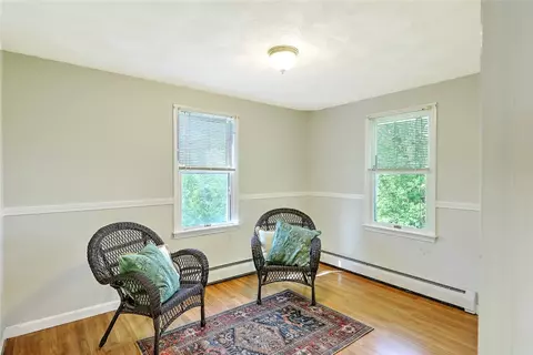2 Central Ct, Warren, RI 02885 photo 17