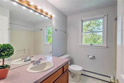2 Central Ct, Warren, RI 02885 photo 29