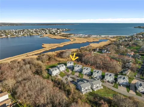 100 Algonquin Rd #22, Narragansett, RI 02882