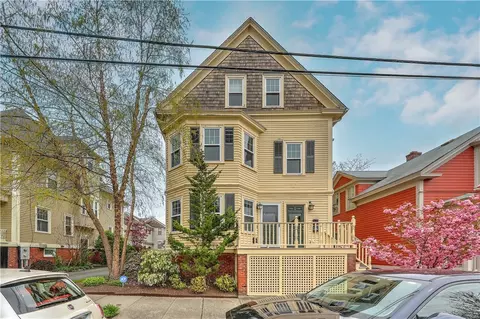 68 E Manning St #3, Providence, RI 02906