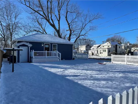 Exterior - 53 Huron St, Warwick, RI 02889 photo 4 of 5