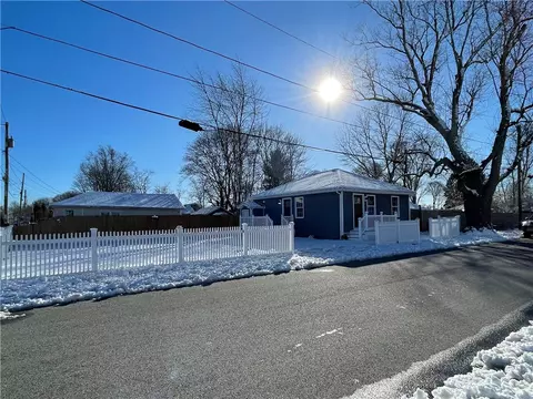 Exterior - 53 Huron St, Warwick, RI 02889 photo 5 of 5
