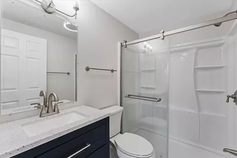 Bath - 53 Huron St, Warwick, RI 02889 photo 1 of 1