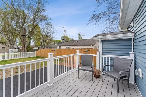 Exterior - 53 Huron St, Warwick, RI 02889 photo 2 of 5
