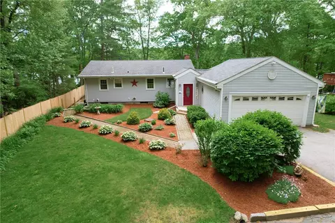 189 Keach Pond Dr, Glocester, RI 02814