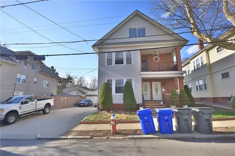 77 Marion Ave, Providence, RI 02905