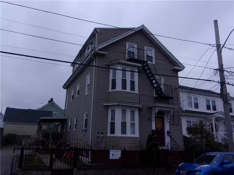 118 Laban St, Providence, RI 02909