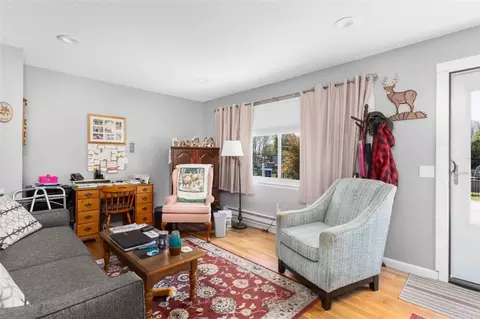 8 A St, Westerly, RI 02891 photo 5