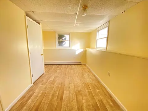 5 Larson Dr, Warwick, RI 02886 photo 22