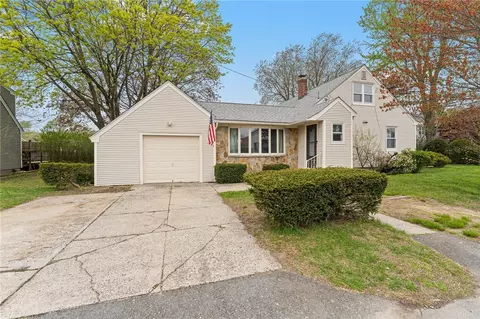 212 Wayland Ave, Cranston, RI 02920