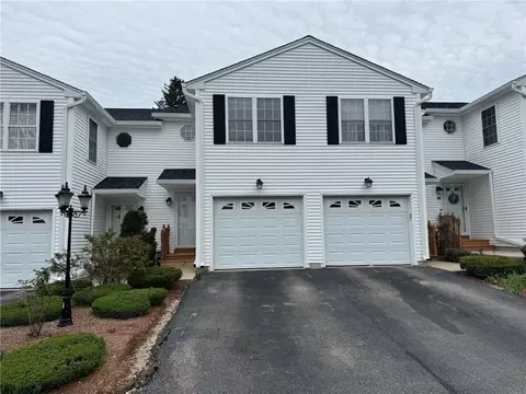 450 Providence St #47, West Warwick, RI 02893