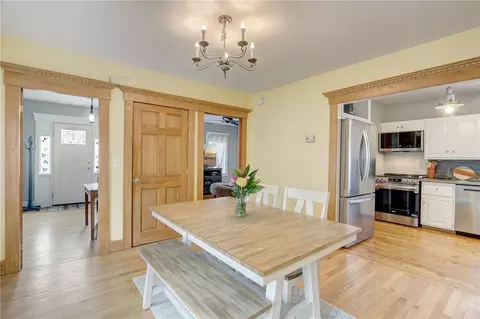 Entry Way - 28 Pearse Ave, Bristol, RI 02809 photo 2 of 2