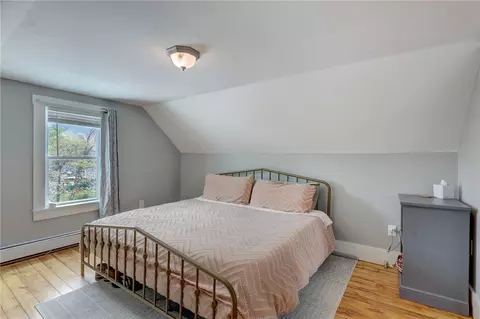 Bedroom - 28 Pearse Ave, Bristol, RI 02809 photo 4 of 7