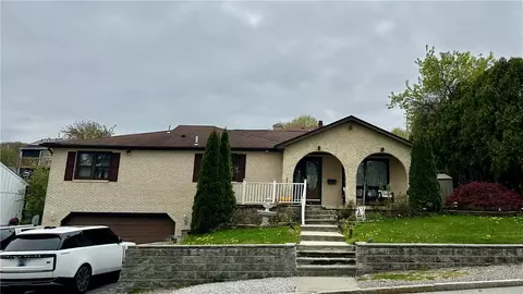 78 Sunset Ave, Providence, RI 02909