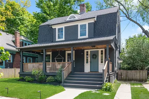 37 Langham St, Providence, RI 02906