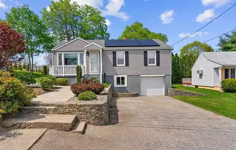 71 Westfield Dr, Cranston, RI 02920