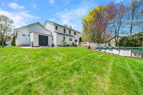 Exterior - 8 Castleton Dr, Cranston, RI 02921 photo 8 of 10