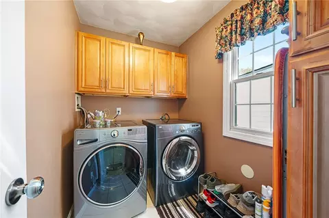 Other - 8 Castleton Dr, Cranston, RI 02921 photo 3 of 7
