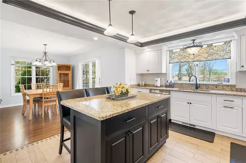 Kitchen - 8 Castleton Dr, Cranston, RI 02921 photo 6 of 7