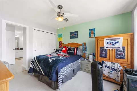 Bedroom - 8 Castleton Dr, Cranston, RI 02921 photo 1 of 6