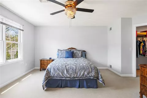 Bedroom - 8 Castleton Dr, Cranston, RI 02921 photo 4 of 6