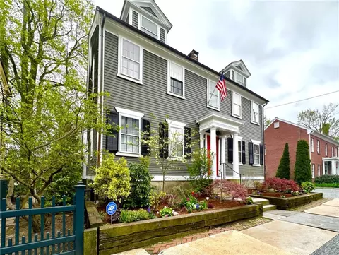 21 John St, Providence, RI 02906