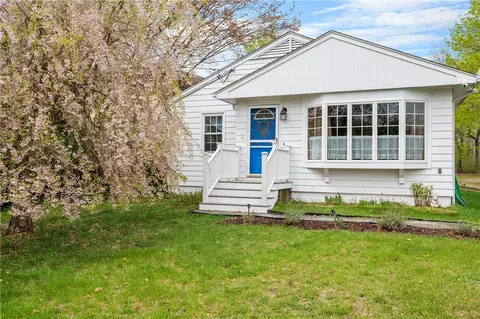 2666 Diamond Hill Rd, Cumberland, RI 02864