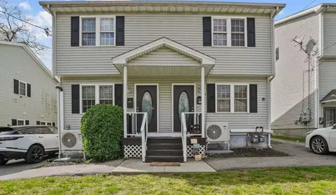 44 Ridgeway Ave, Providence, RI 02909