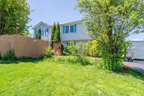 231 Rockwood Ave, Cranston, RI 02920