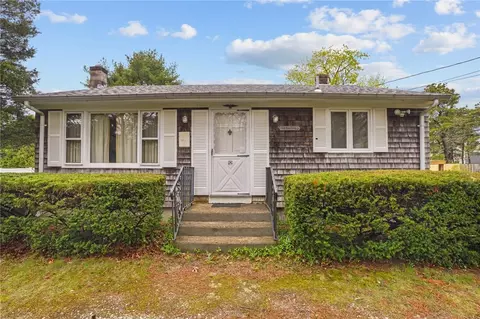 12 Juniper Rd, South Kingstown, RI 02879