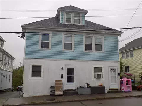 59 Pierce St, Westerly, RI 02891