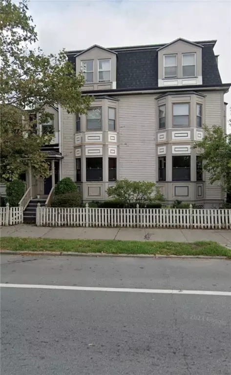 1489 Westminster St #3, Providence, RI 02909
