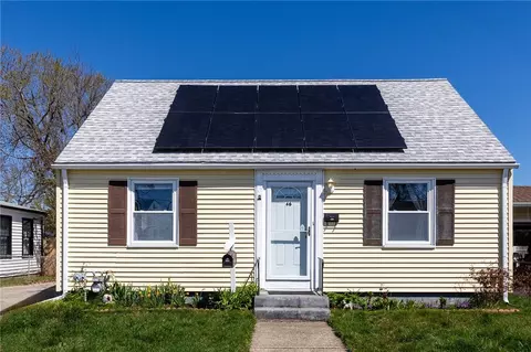 46 Lindesta Rd, Pawtucket, RI 02861