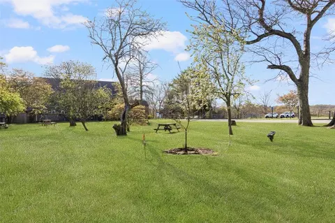 858 Mitchells Ln, Middletown, RI 02842 photo 24
