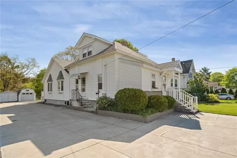 331 Church Ave, Warwick, RI 02889