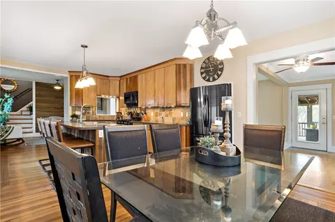 Dining - 7 Etta St, Warwick, RI 02889 photo 2 of 2