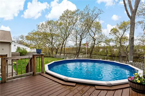 Exterior - 7 Etta St, Warwick, RI 02889 photo 8 of 13