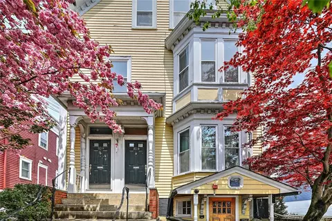 80 Pitman St #1, Providence, RI 02906