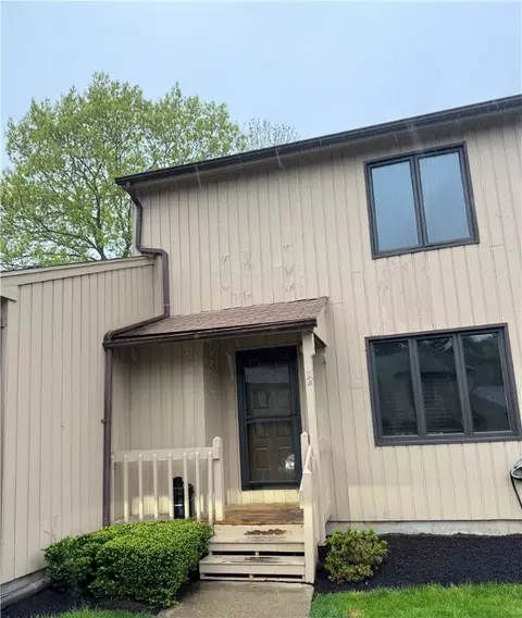 72 Kristee Cir #72, West Warwick, RI 02893