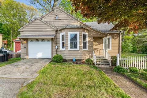 229 Morin St, Woonsocket, RI 02895