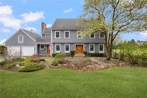 115 Gideon Lawton Ln, Portsmouth, RI 02871